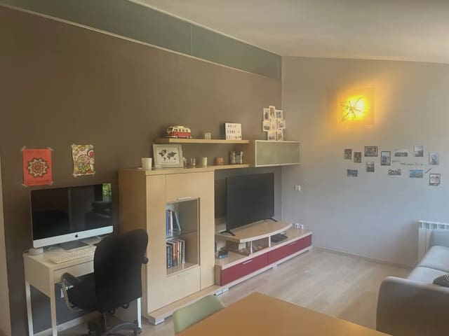 3 chambre Appartement à vendre à Bescanó avec garage - 295 000 € (Ref: 9868040)