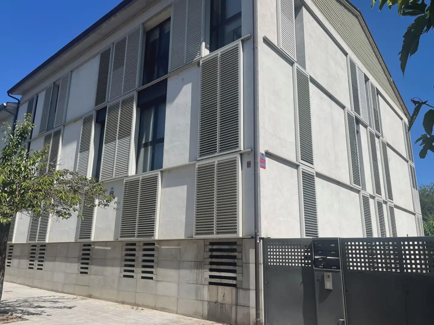 2 chambre Appartement à vendre à Bescano avec piscine garage - 279 500 € (Ref: 9915101)