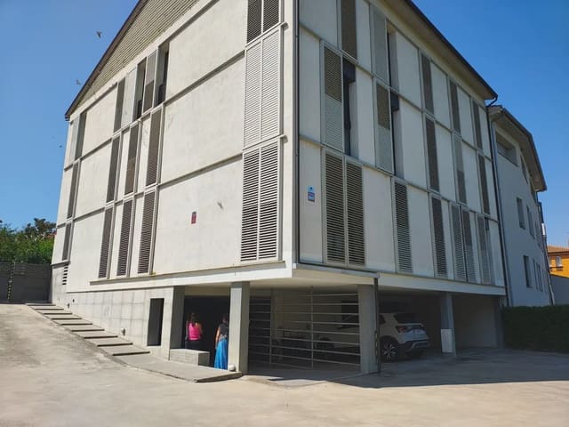 2 chambre Appartement à vendre à Bescanó avec piscine garage - 279 500 € (Ref: 9915101)