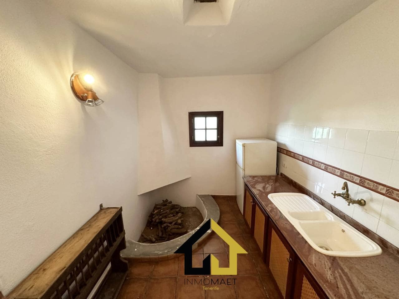 4 soveværelse Byhus til salg i Los Silos med garage - € 250.000 (Ref: 9618548)