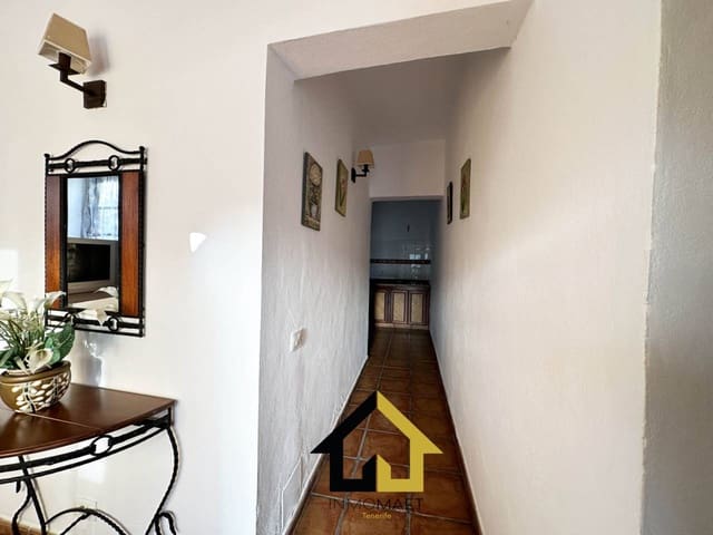 4 soveværelse Byhus til salg i Los Silos med garage - € 250.000 (Ref: 9618548)