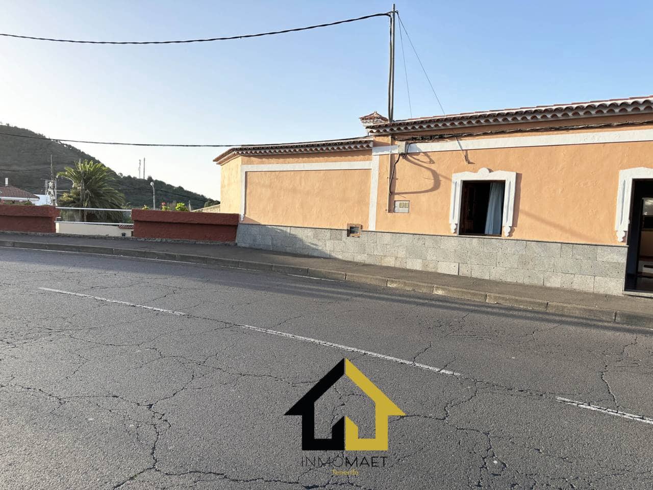 4 soveværelse Byhus til salg i Los Silos med garage - € 250.000 (Ref: 9618548)