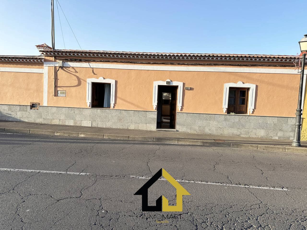 4 soveværelse Byhus til salg i Los Silos med garage - € 250.000 (Ref: 9618548)