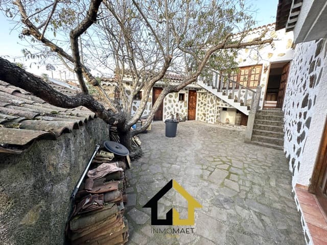 4 soveværelse Byhus til salg i Los Silos med garage - € 250.000 (Ref: 9618548)