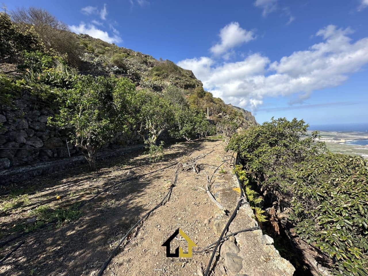 Grunde uden byggetilladelser til salg i El Tanque - € 250.000 (Ref: 9618549)