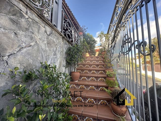 4 slaapkamer Villa te koop in Icod de los Vinos met garage - € 499.000 (Ref: 9761628)