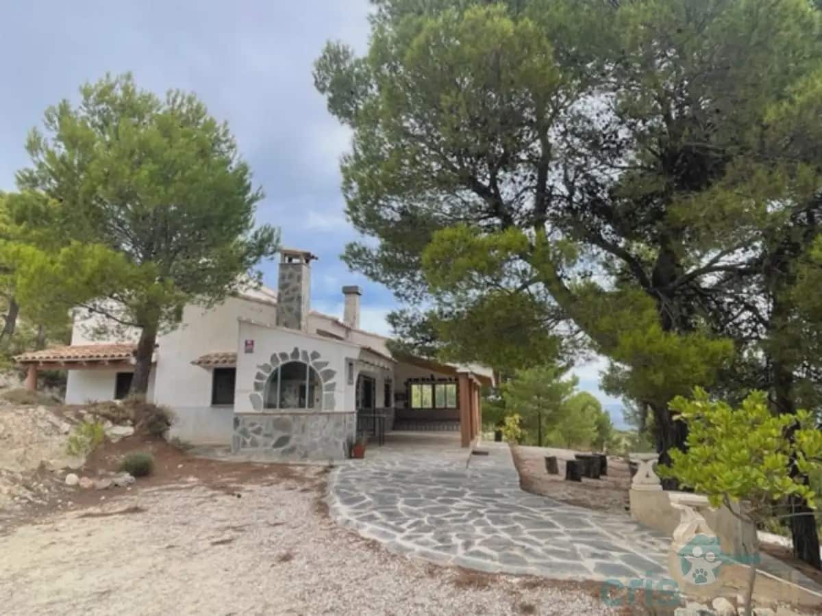 4 bedroom Finca/Country House for sale in Zarzadilla de Totana - € 225,000 (Ref: 9818527)