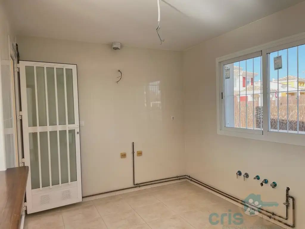 3 bedroom Villa for sale in Lorca - € 221,000 (Ref: 9818529)