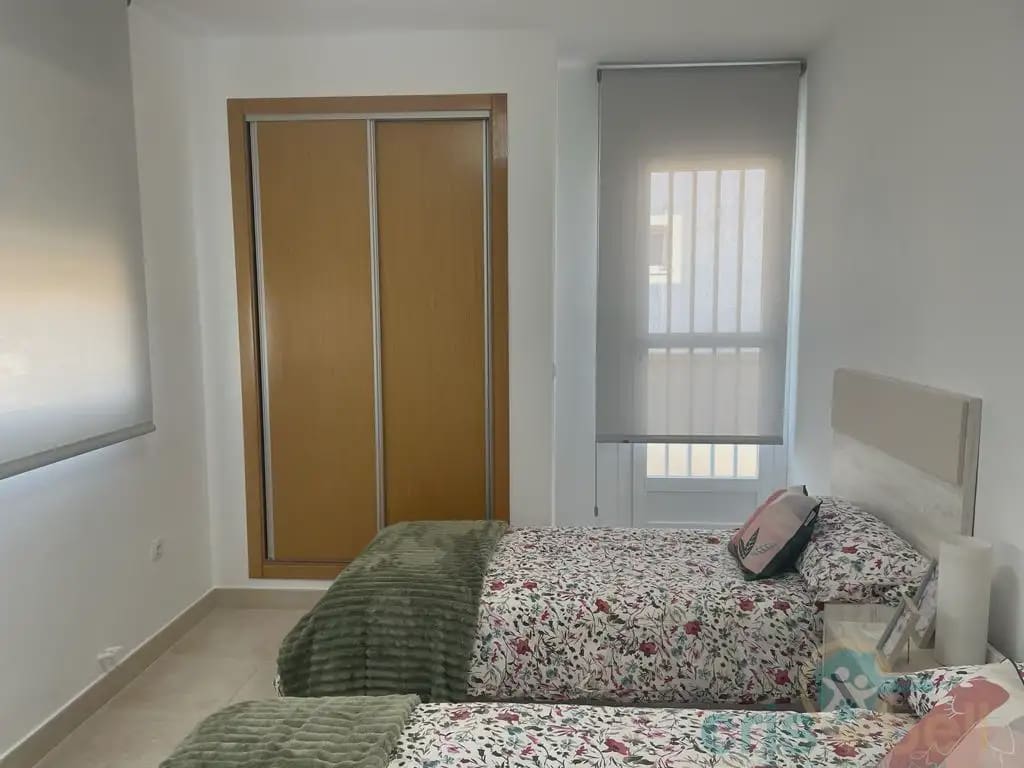 3 soveværelse Villa til salg i Purias med garage - € 242.000 (Ref: 9818530)