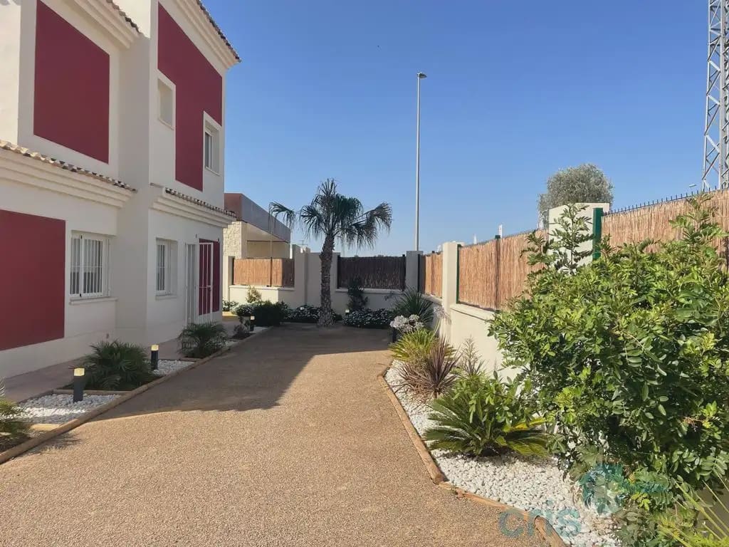4 soveværelse Villa til salg i Purias med garage - € 265.000 (Ref: 9818531)