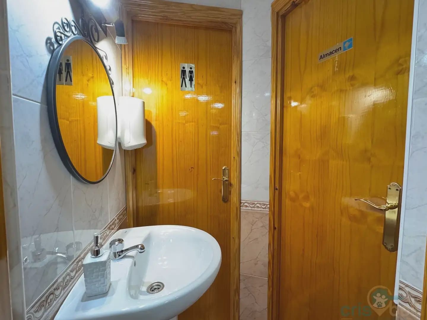 Commercial for sale in Lorca - € 100,000 (Ref: 9818534)