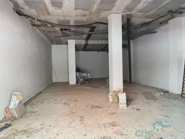 Kaupallinen vuokrattavana paikassa Lorca - 400 € (Ref: 9818535)