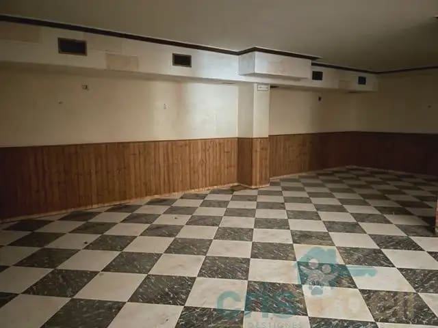 Kaupallinen vuokrattavana paikassa Lorca - 1 500 € (Ref: 9818537)