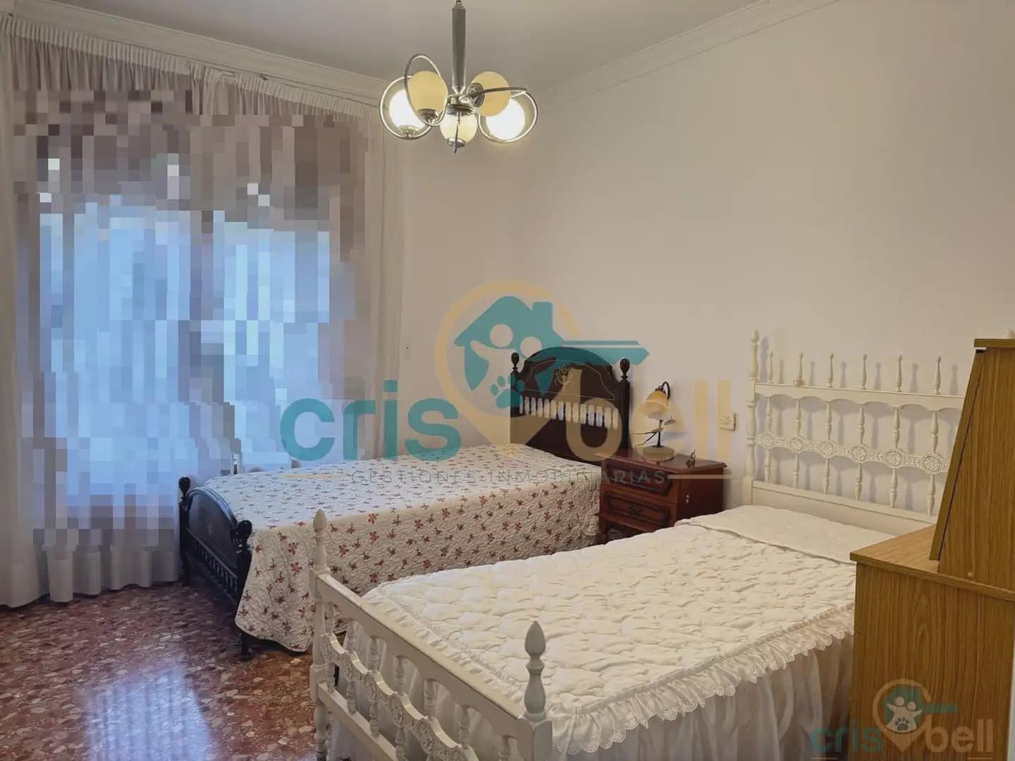 Piso de 4 habitaciones en Lorca en venta - 215.000 € (Ref: 9818548)