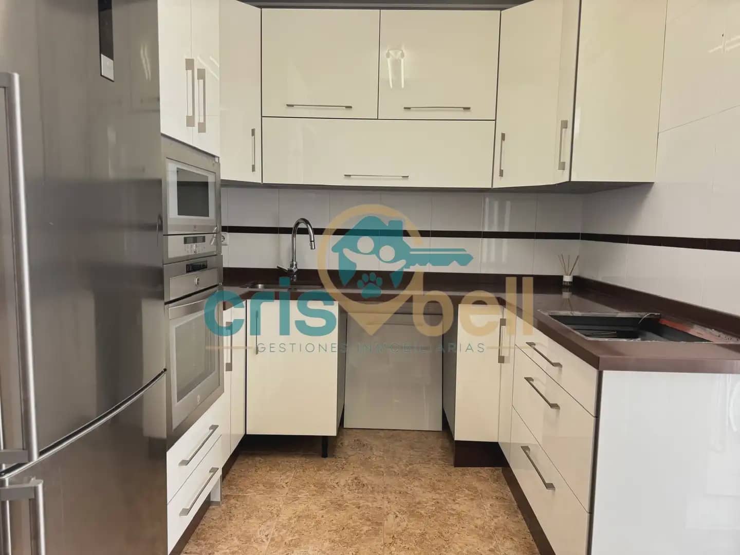 Piso de 3 habitaciones en Lorca en venta con garaje - 154.000 € (Ref: 9818552)