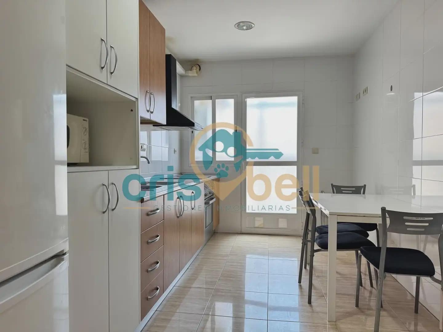 Piso de 4 habitaciones en Lorca en venta con garaje - 230.000 € (Ref: 9818555)