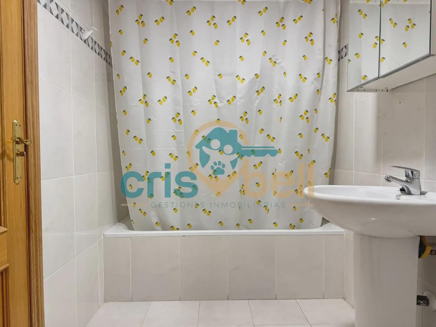 Piso de 4 habitaciones en Lorca en venta con garaje - 230.000 € (Ref: 9818555)