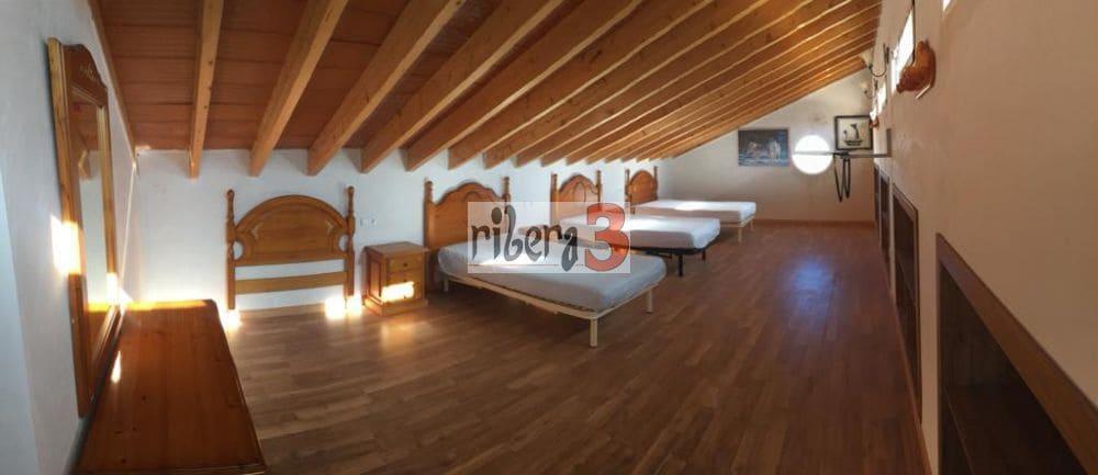 4 bedroom Finca/Country House for sale in Pozohondo - € 170,000 (Ref: 9879232)