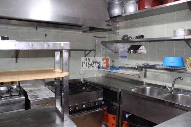 Commercieel te koop in Santiago de la Ribera, San Javier met garage - € 135.000 (Ref: 9879234)