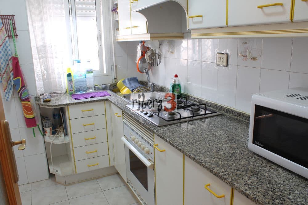 3 makuuhuone Asunto myytävänä paikassa Santiago de la Ribera mukana 
autotalli - 163 000 € (Ref: 9912743)