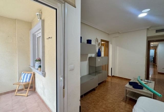 3 chambre Appartement à vendre à Centro - Muelle Pesquero, Torrevieja - 169 000 € (Ref: 9610275)