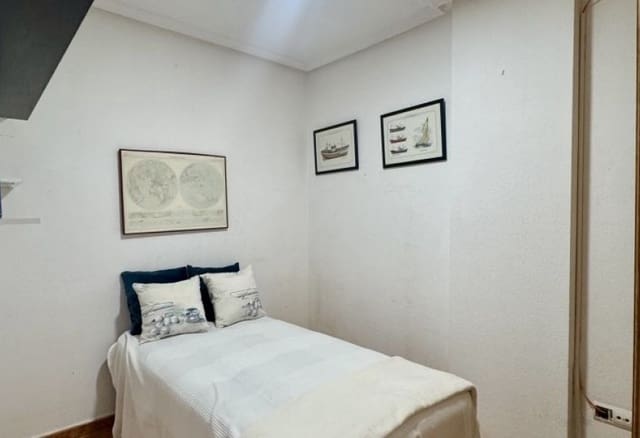 3 chambre Appartement à vendre à Centro - Muelle Pesquero, Torrevieja - 169 000 € (Ref: 9610275)