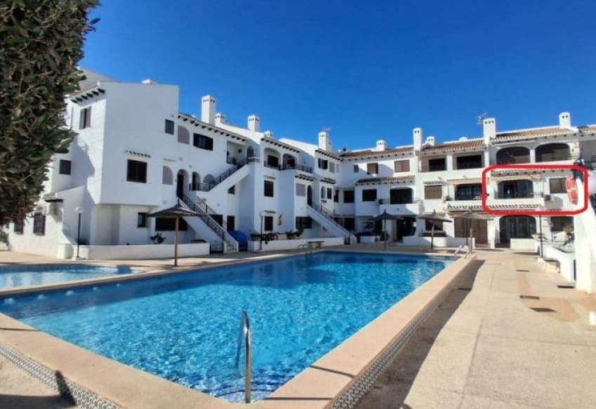 Apartamento de 2 habitaciones en Orihuela Costa en venta con piscina - 169.995 € (Ref: 9610277)