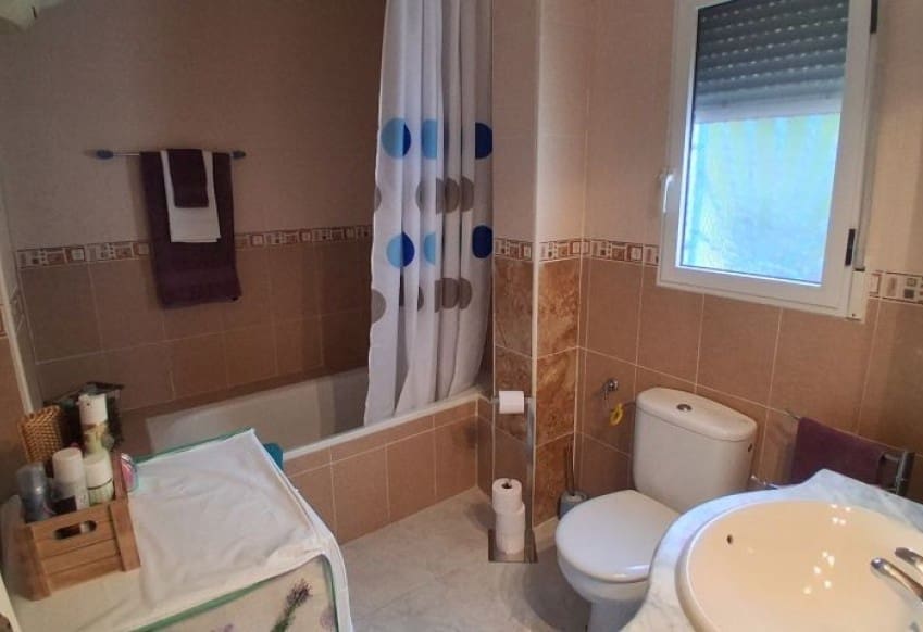 Chalet de 5 habitaciones en Rojales en venta con piscina - 539.995 € (Ref: 9610278)