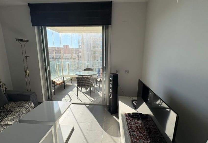 2 chambre Appartement à vendre à Torrevieja avec piscine - 369 995 € (Ref: 9610279)