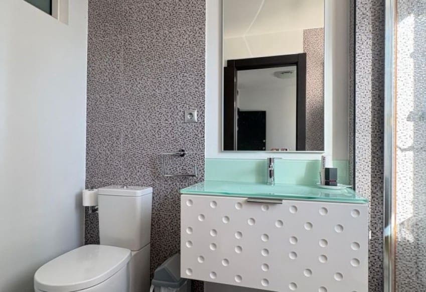 2 chambre Appartement à vendre à Torrevieja avec piscine - 369 995 € (Ref: 9610279)