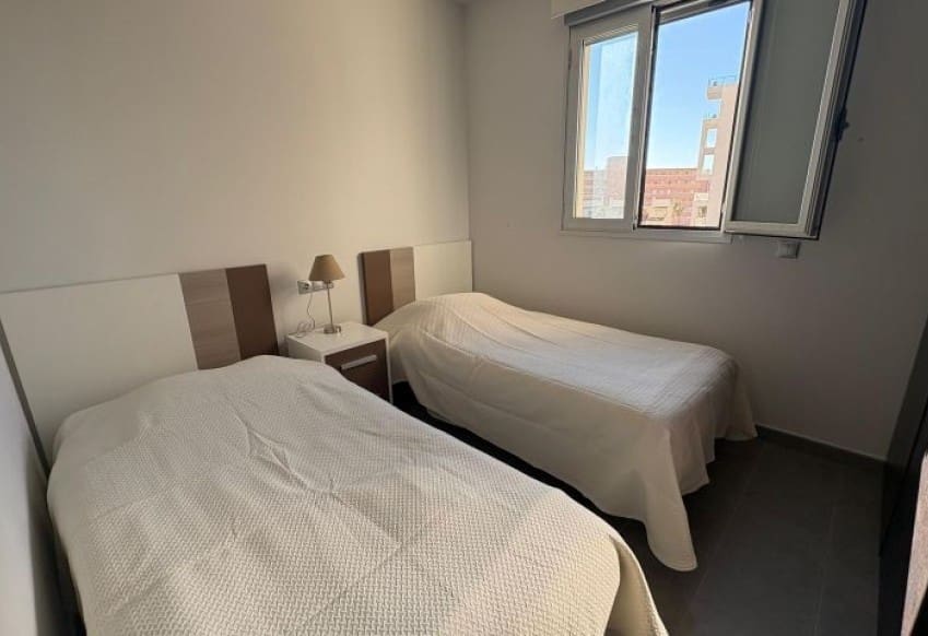 2 chambre Appartement à vendre à Torrevieja avec piscine - 369 995 € (Ref: 9610279)