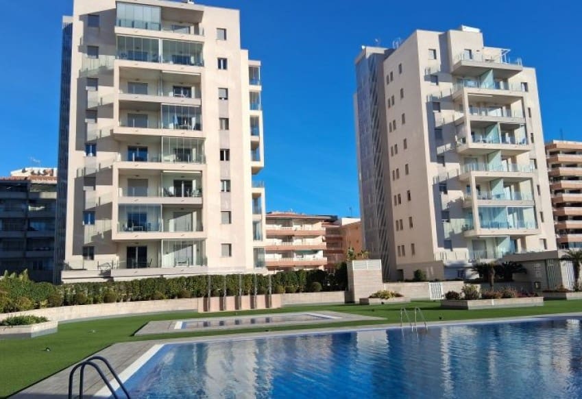 2 chambre Appartement à vendre à Torrevieja avec piscine - 369 995 € (Ref: 9610279)
