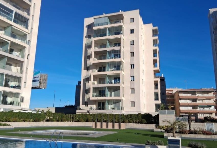 2 chambre Appartement à vendre à Torrevieja avec piscine - 369 995 € (Ref: 9610279)