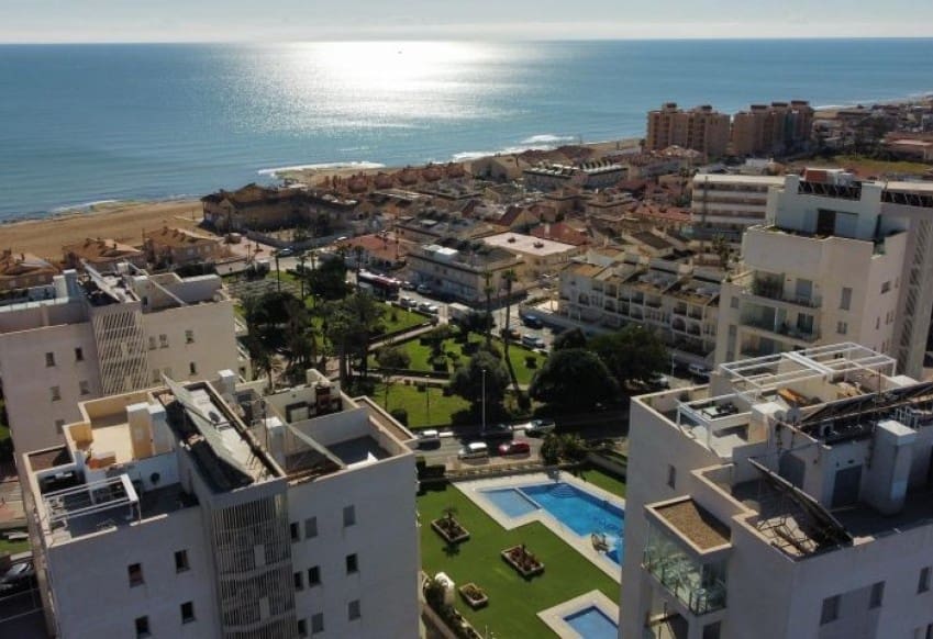 2 bedroom Apartment for sale in Torrevieja with pool - € 362,995 (Ref: 9610279)