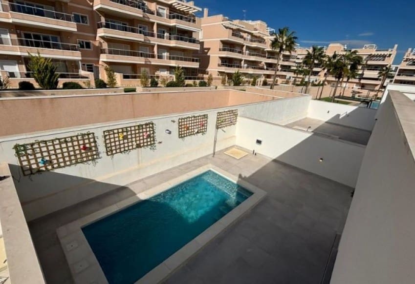3 bedroom Villa for sale in Orihuela Costa with pool - € 439,900 (Ref: 9610281)