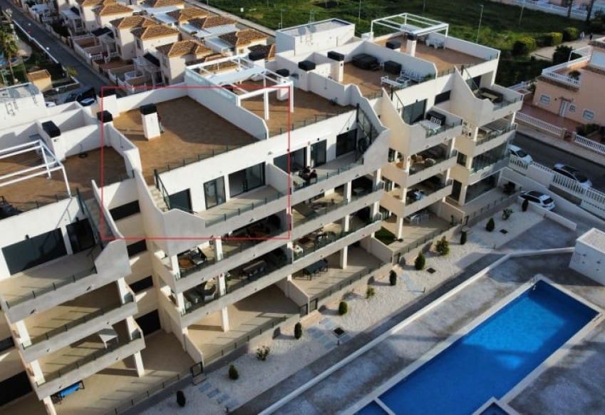 3 soverom Leilighet til salgs i Orihuela Costa med svømmebasseng - € 390 000 (Ref: 9610282)