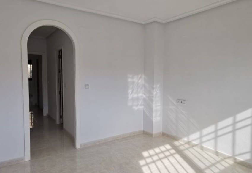 2 bedroom Apartment for sale in Orihuela Costa with pool - € 212,350 (Ref: 9610284)