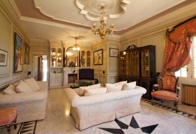 5 makuuhuone Huvila myytävänä paikassa Villamartin, Orihuela mukana uima-altaan - 3 200 000 € (Ref: 9610285)