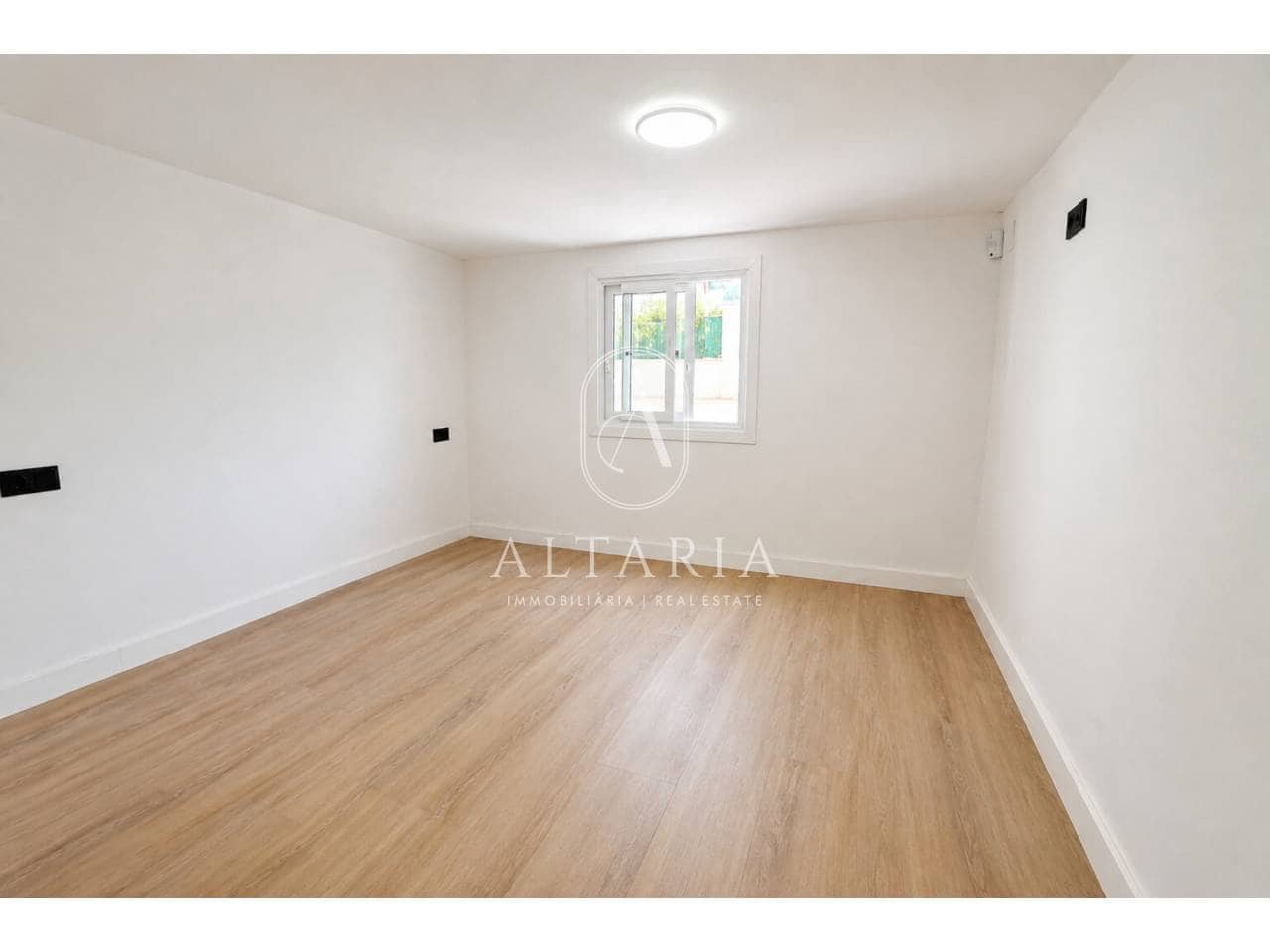 5 soveværelse Villa til salg i Sant Feliu de Guixols med swimmingpool garage - € 560.000 (Ref: 10004963)