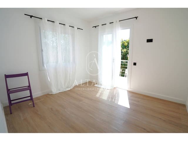5 soveværelse Villa til salg i Sant Feliu de Guíxols med swimmingpool garage - € 560.000 (Ref: 10004963)