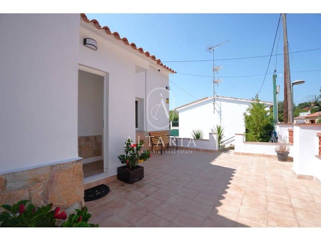 5 soveværelse Villa til salg i Sant Feliu de Guíxols med swimmingpool garage - € 560.000 (Ref: 10004963)
