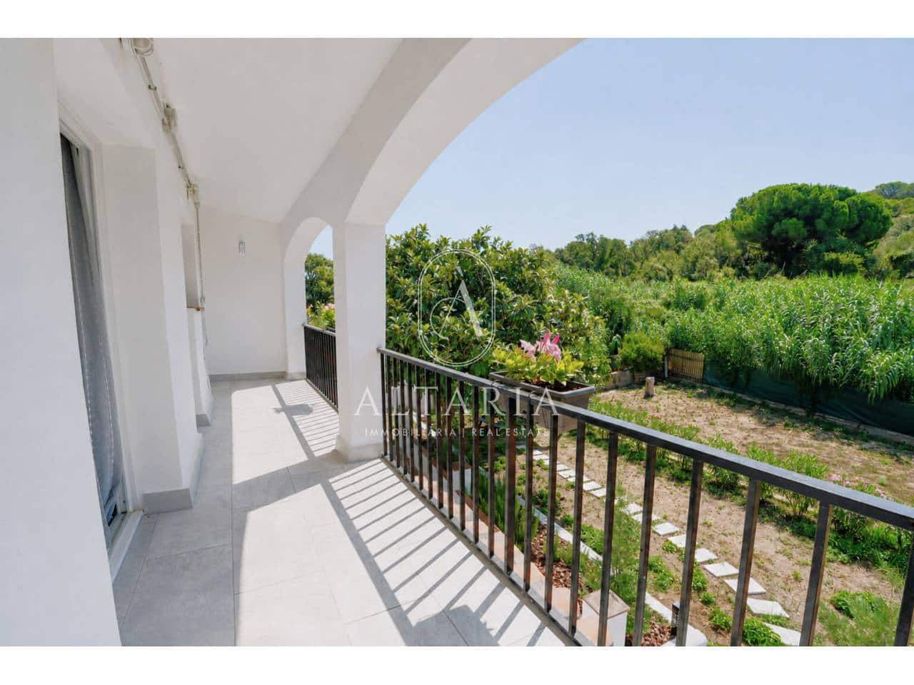 5 soveværelse Villa til salg i Sant Feliu de Guixols med swimmingpool garage - € 560.000 (Ref: 10004963)