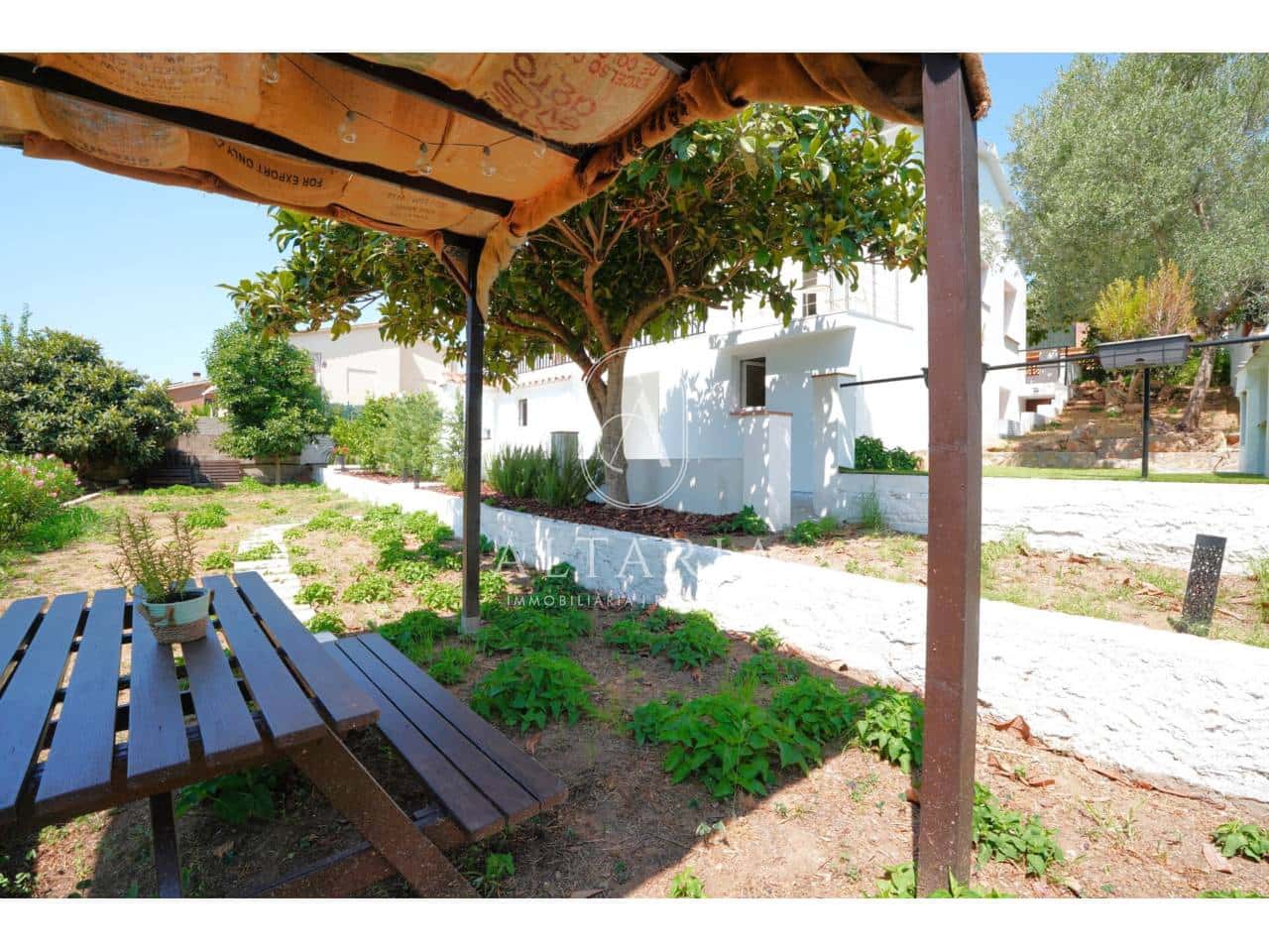5 soveværelse Villa til salg i Sant Feliu de Guixols med swimmingpool garage - € 560.000 (Ref: 10004963)