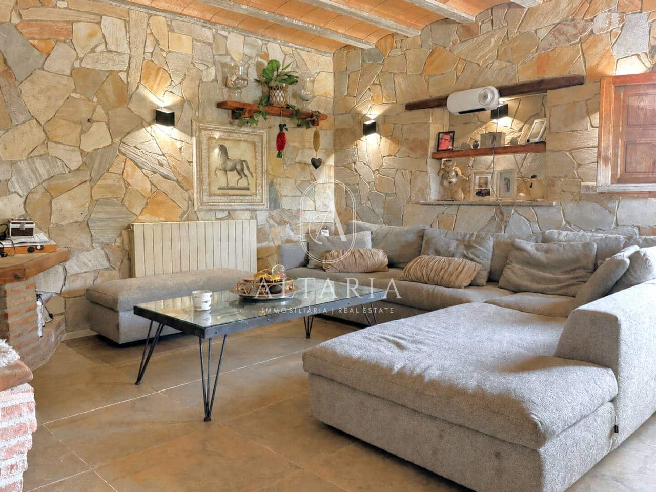 4 bedroom Finca/Country House for sale in Tordera with pool garage - € 595,000 (Ref: 10012723)