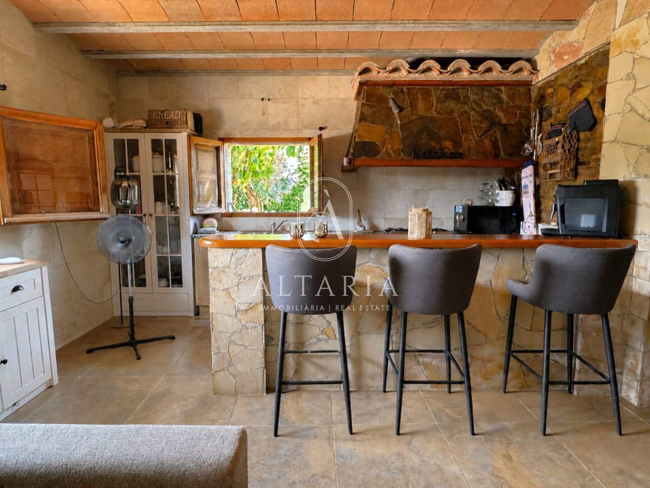 4 bedroom Finca/Country House for sale in Tordera with pool garage - € 595,000 (Ref: 10012723)