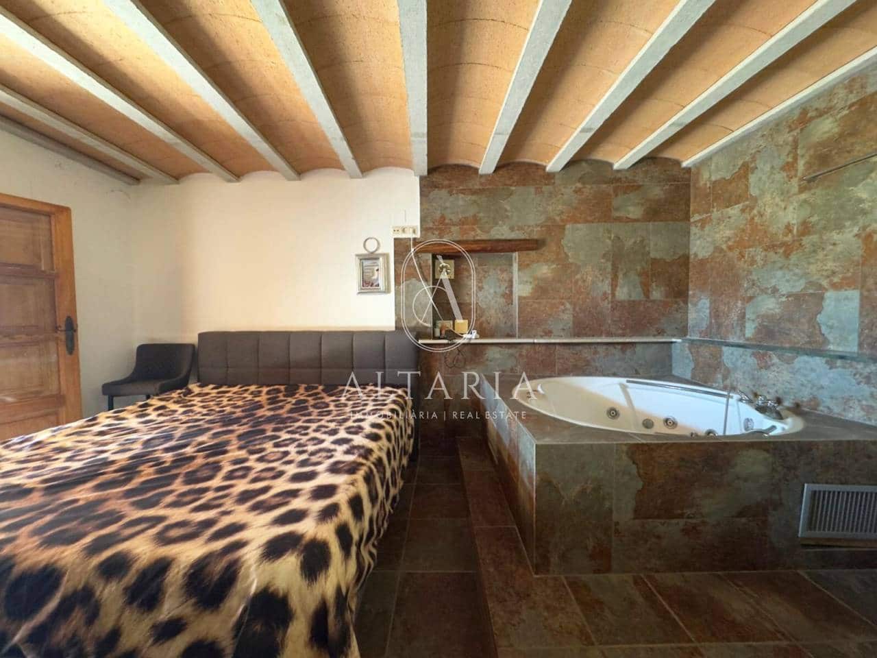 4 bedroom Finca/Country House for sale in Tordera with pool garage - € 595,000 (Ref: 10012723)