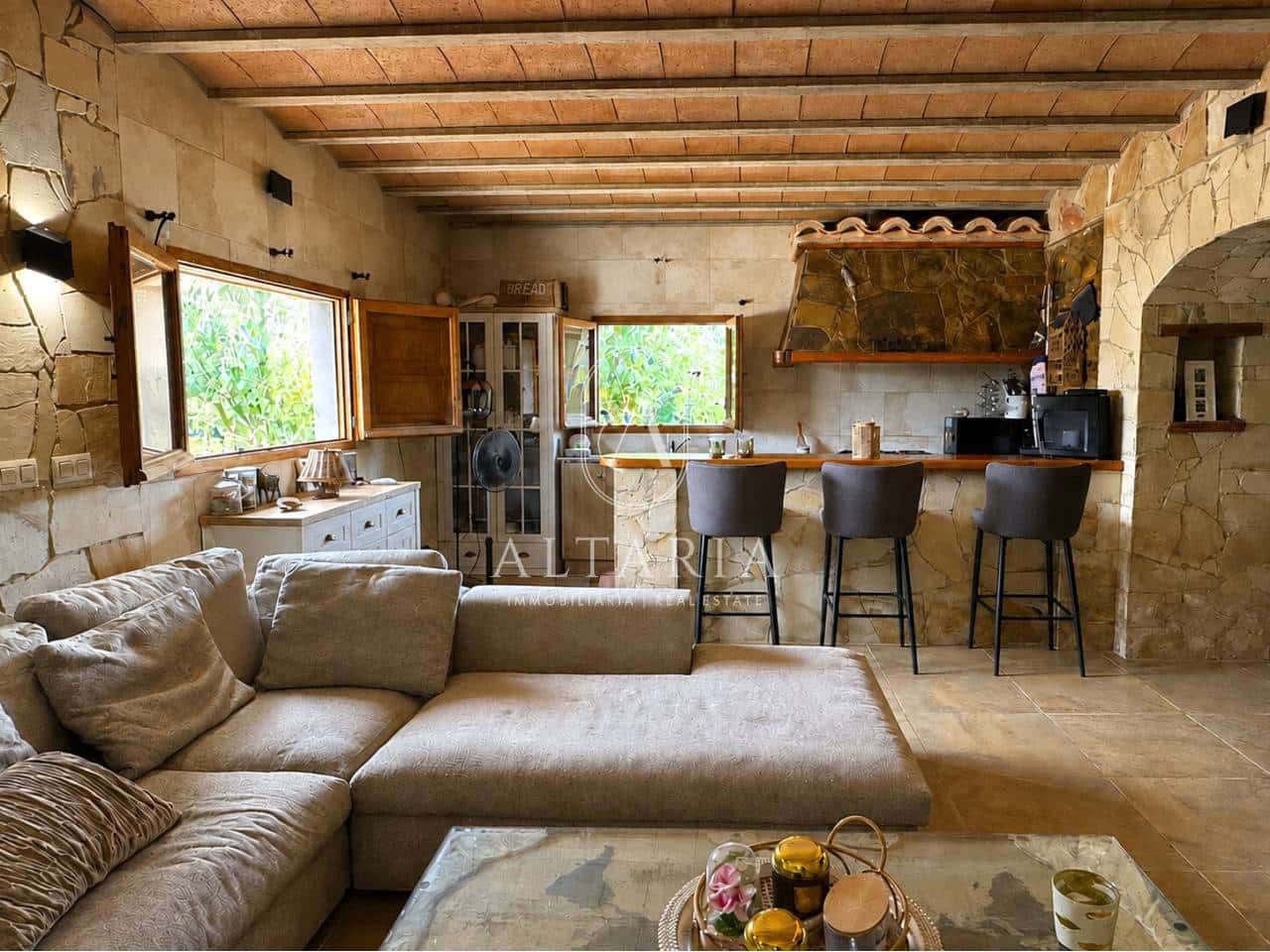 4 bedroom Finca/Country House for sale in Tordera with pool garage - € 595,000 (Ref: 10012723)
