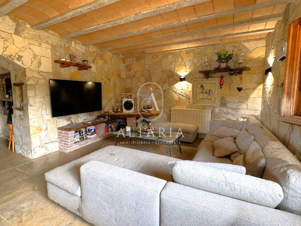 4 bedroom Finca/Country House for sale in Tordera with pool garage - € 595,000 (Ref: 10012723)