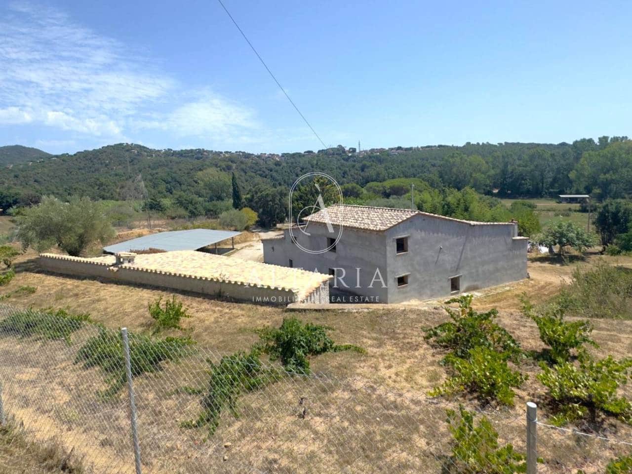 4 bedroom Finca/Country House for sale in Tordera with pool garage - € 595,000 (Ref: 10012723)