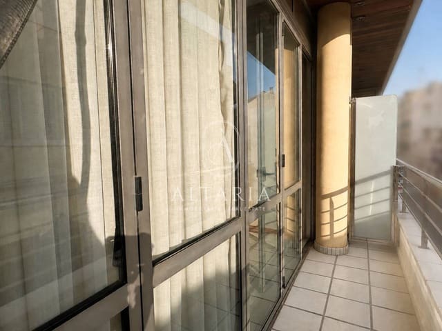 Local Comercial de 3 habitaciones en Malgrat de Mar en venta con garaje - 255.000 € (Ref: 10027697)